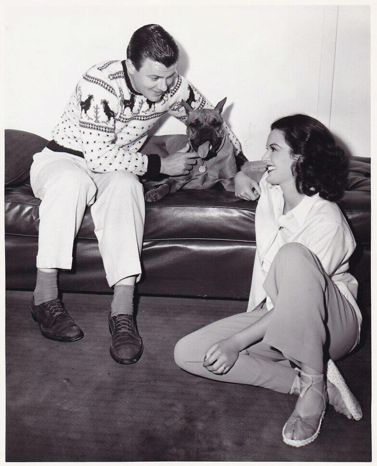 Robert Sterling