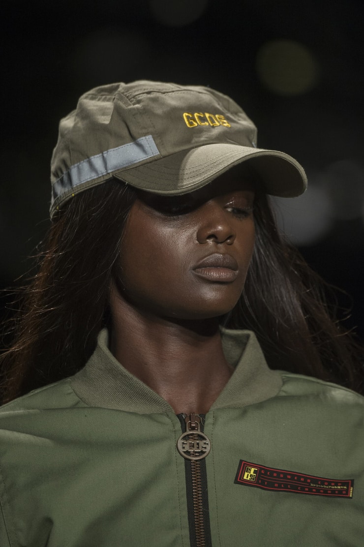 Duckie Thot