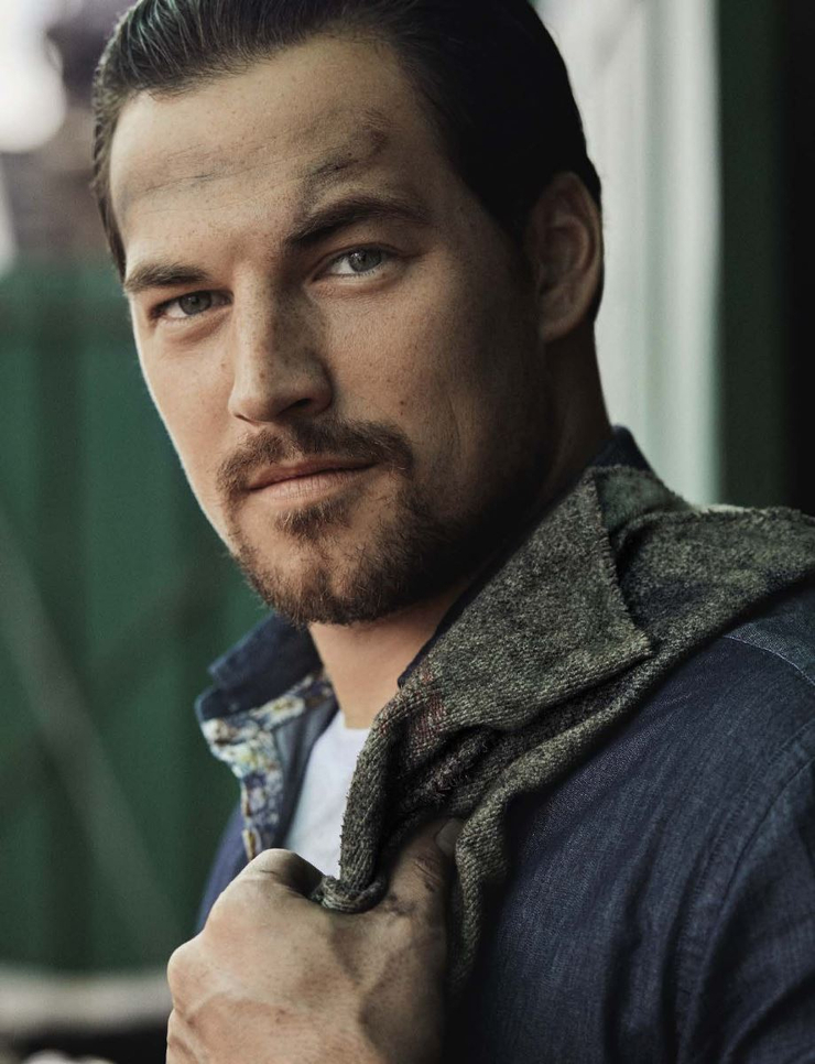 Picture of Giacomo Gianniotti