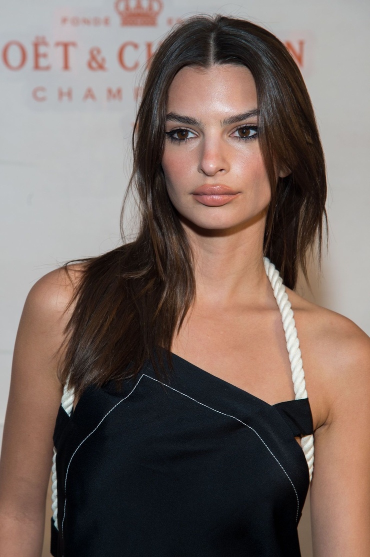 Emily Ratajkowski