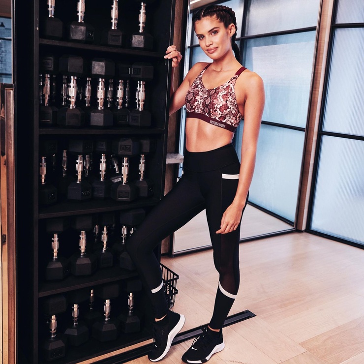 Sara Sampaio Sara Sampaio