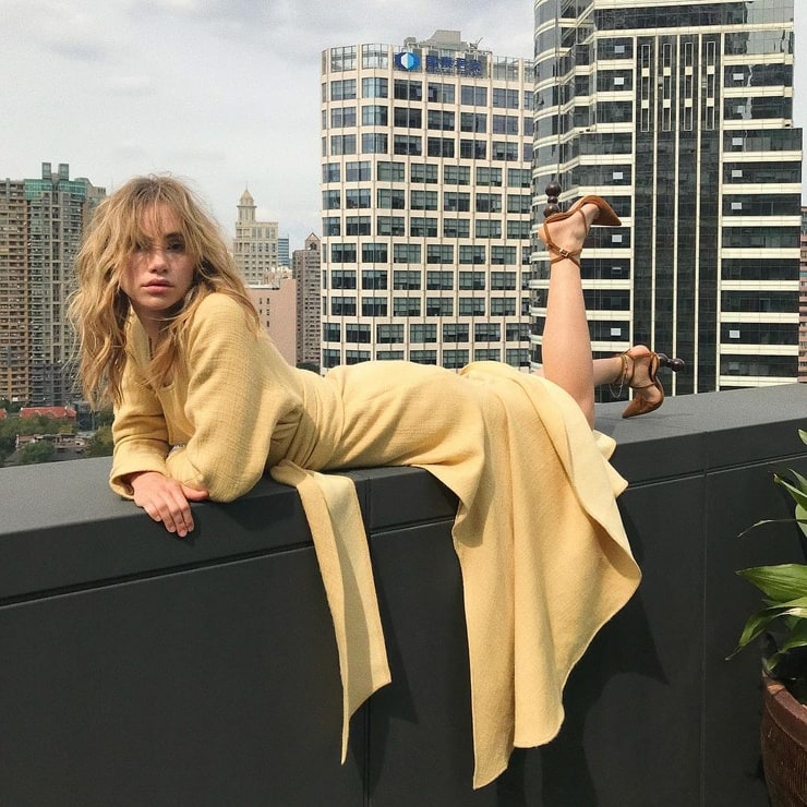 Suki Waterhouse