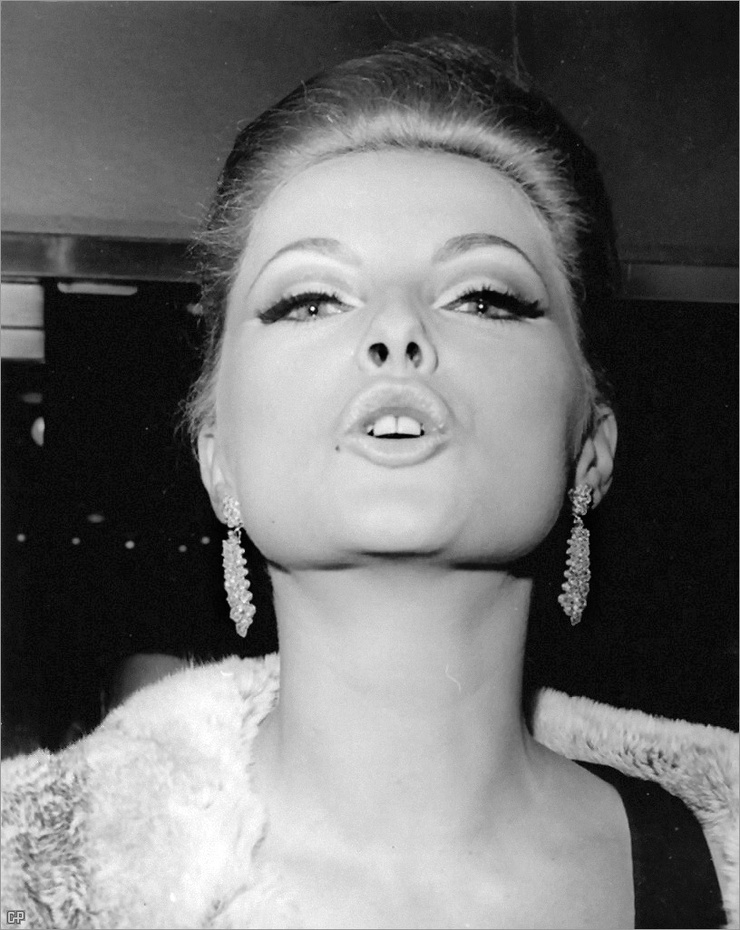 Virna Lisi