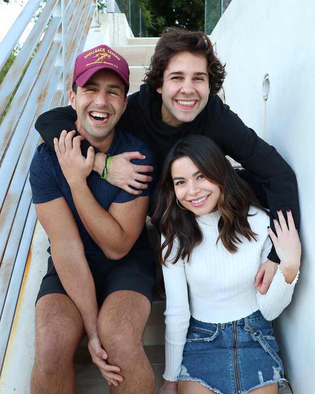 Miranda Cosgrove