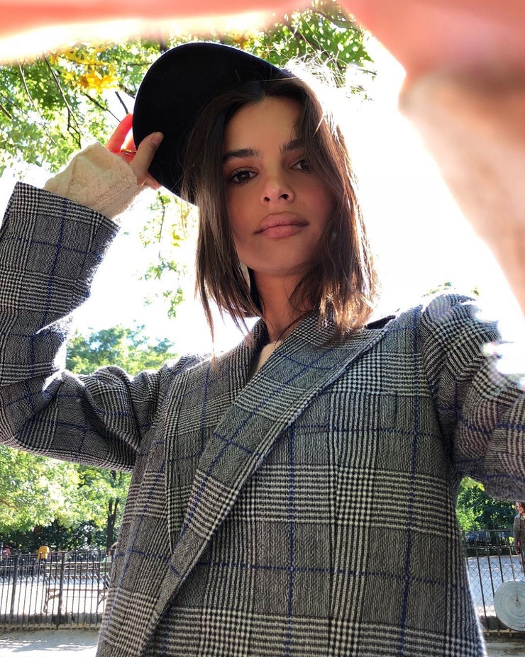 Emily Ratajkowski
