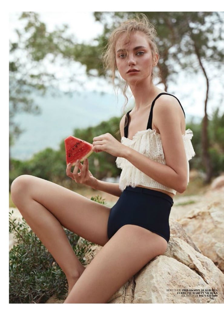 Alexandra Tikerpuu Alexandra Tikerpuu