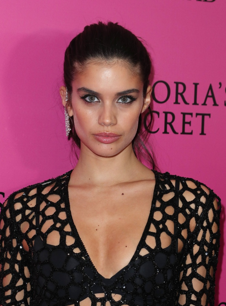 Sara Sampaio Sara Sampaio