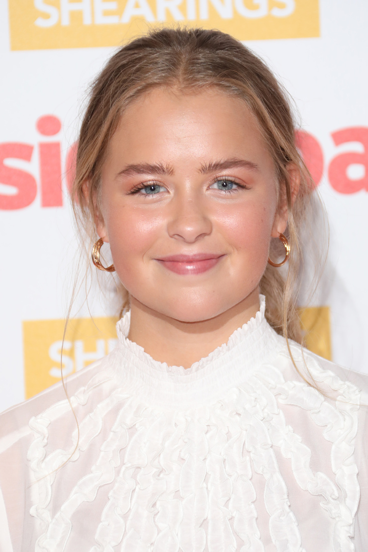 Isobel Steele