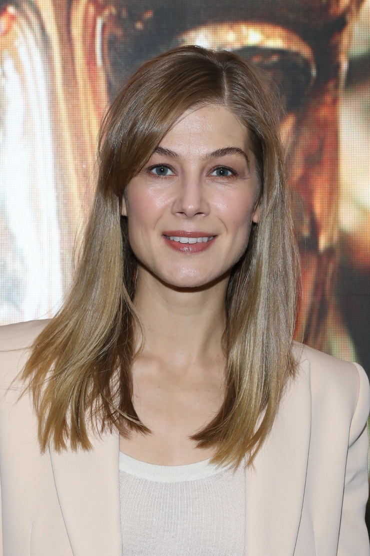 Rosamund Pike