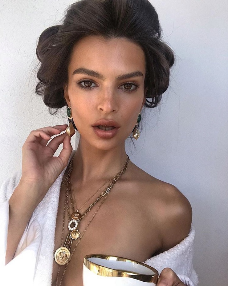 Emily Ratajkowski Emily Ratajkowski
