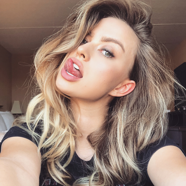Taylor Howard Taylor Howard