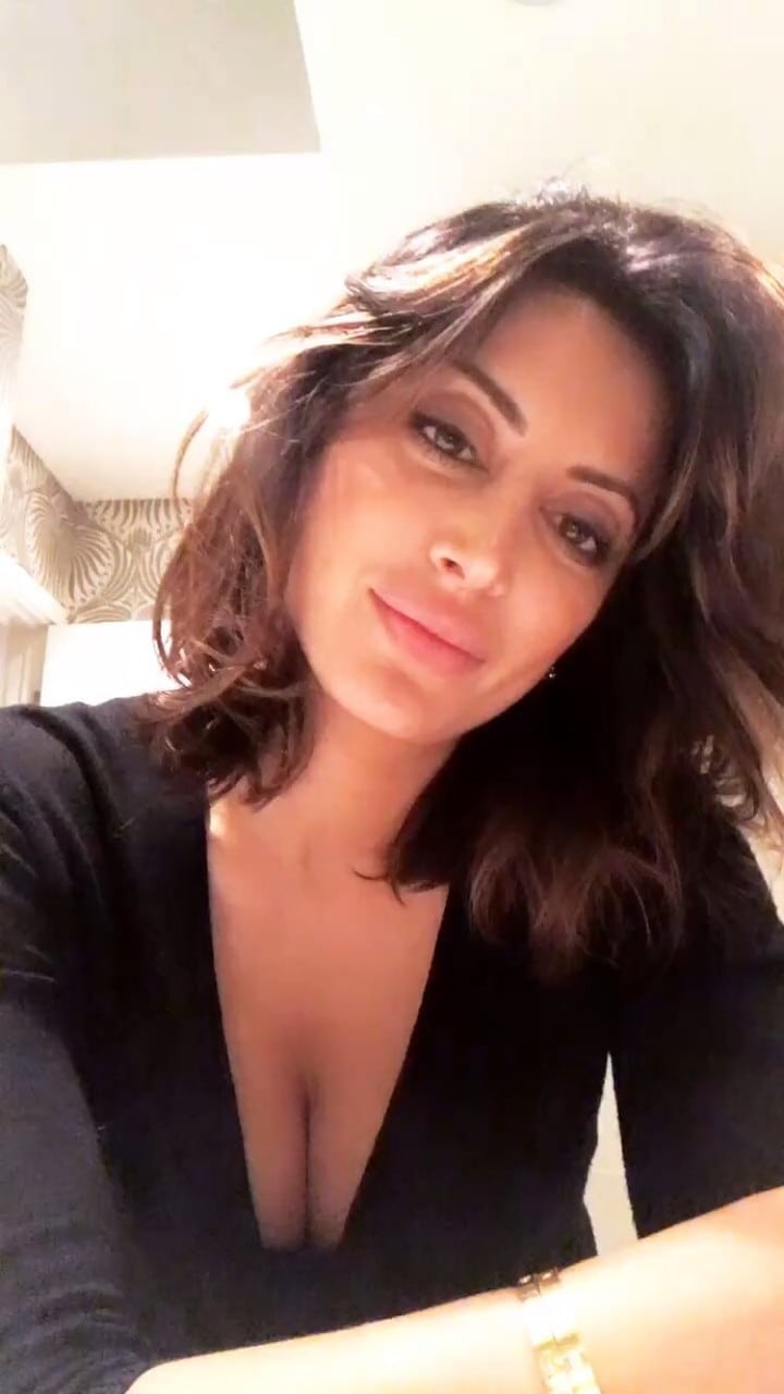 Noureen DeWulf