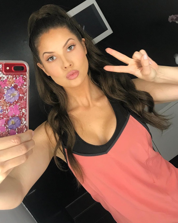Amanda Cerny Amanda Cerny