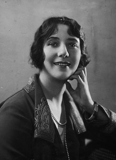 Lynn Fontanne Lynn Fontanne