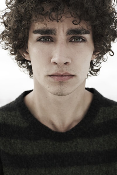 Robert Sheehan