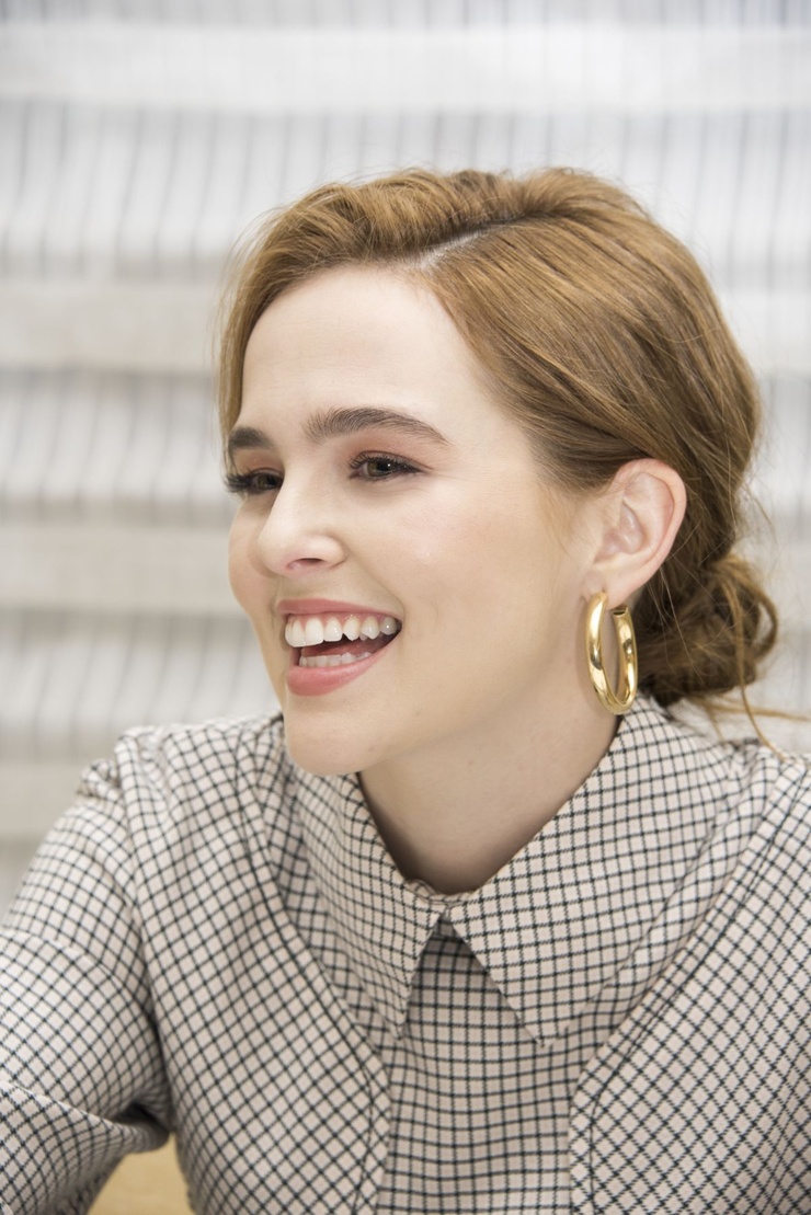 Zoey Deutch Zoey Deutch