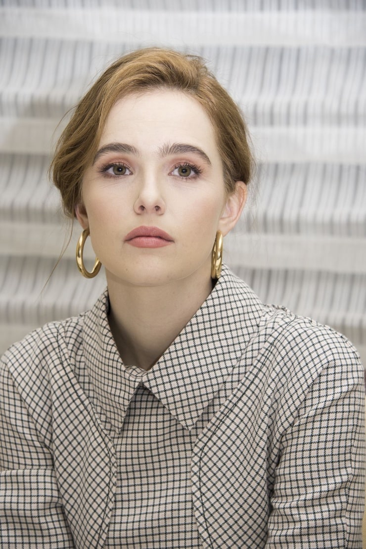 Zoey Deutch