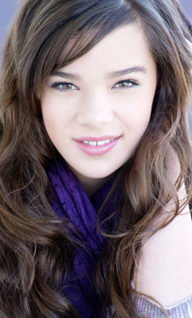Hailee Steinfeld Hailee Steinfeld