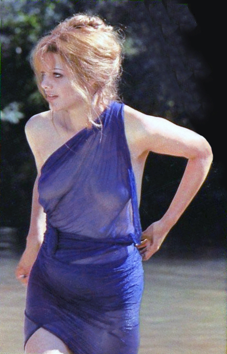 Tina Aumont Tina Aumont