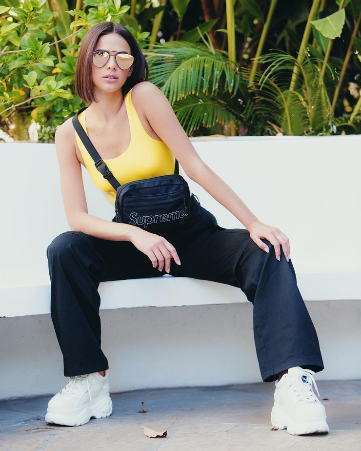 Bruna Marquezine Bruna Marquezine