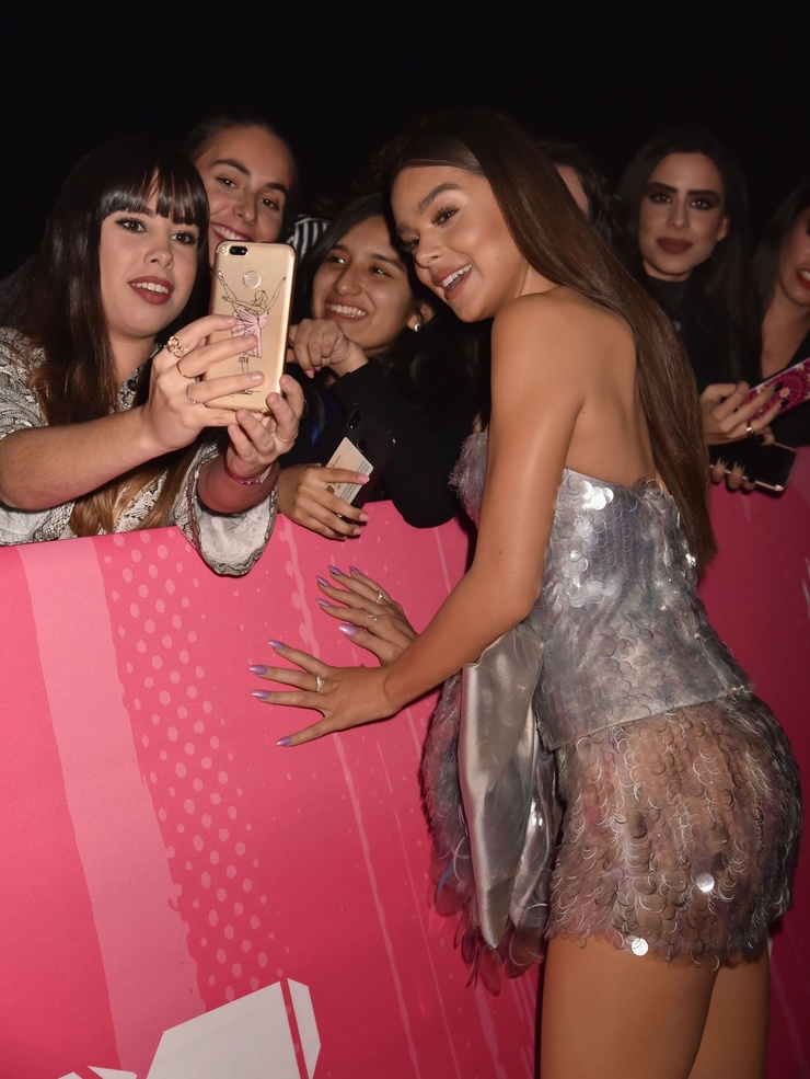 Hailee Steinfeld