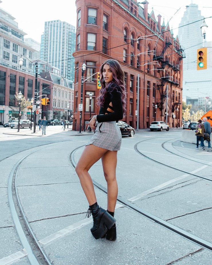 Arianna Hicks Arianna Hicks
