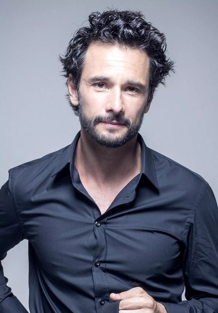 Picture of Rodrigo Santoro