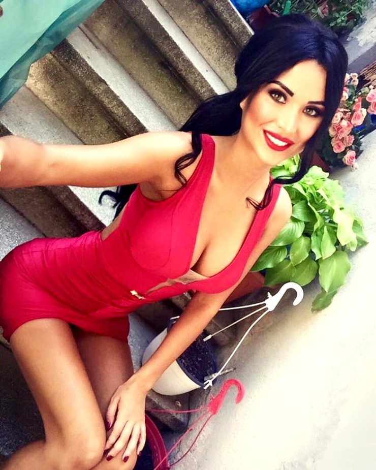 Daniela Crudu Daniela Crudu