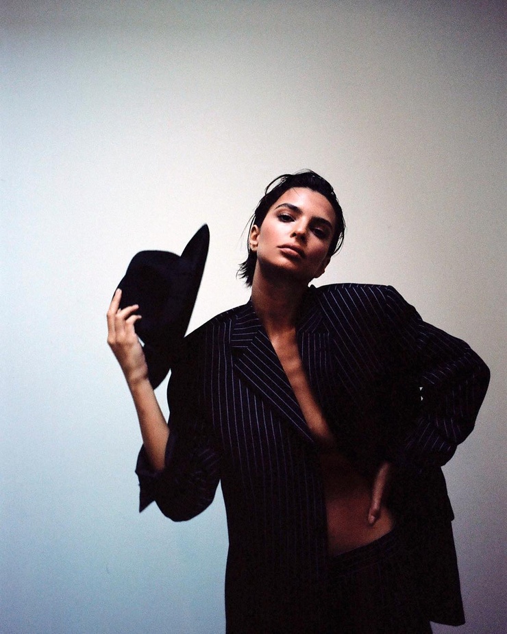 Emily Ratajkowski