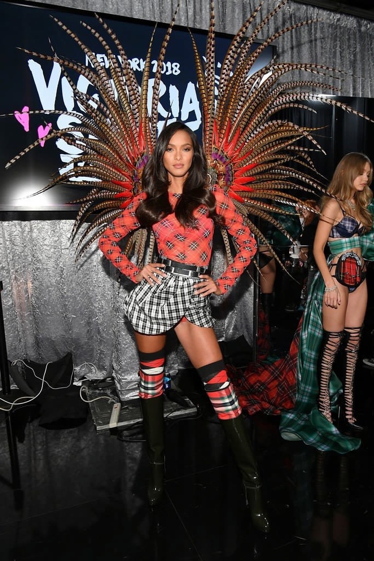 Lais Ribeiro Lais Ribeiro