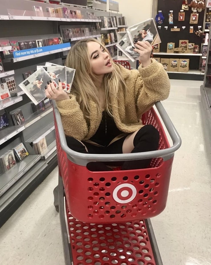 Sabrina Carpenter