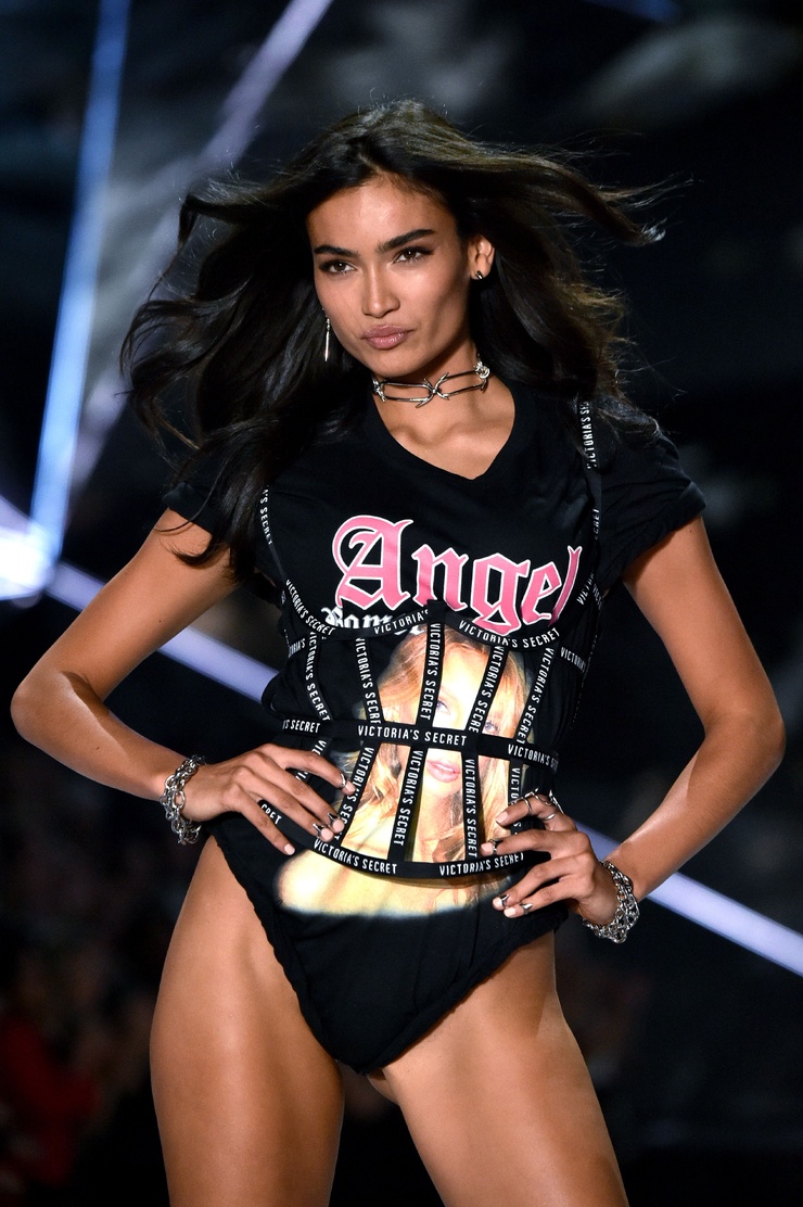 Kelly Gale