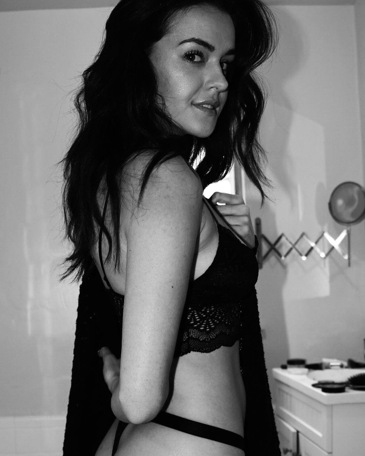 Picture of Stephanie Tyler Jones