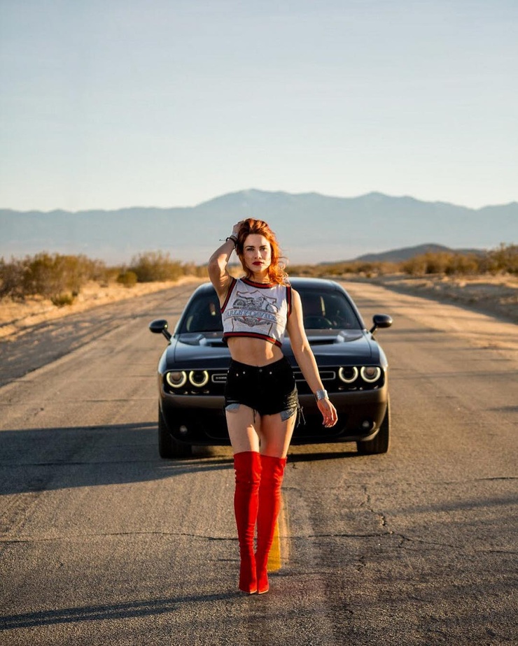 Courtney Hope Courtney Hope