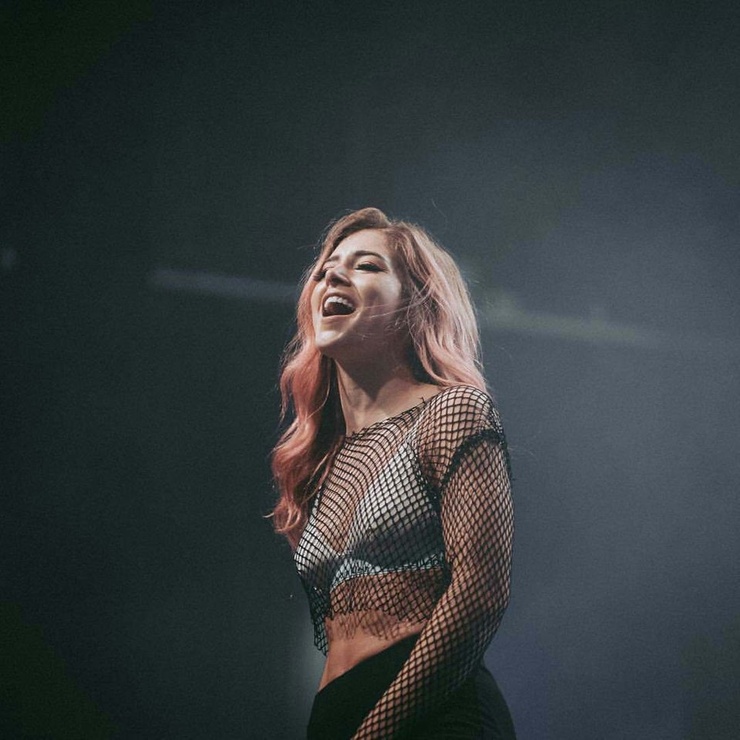 Chrissy Costanza