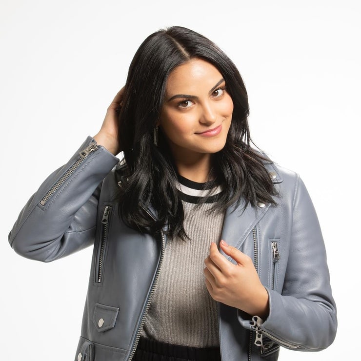 Camila Mendes