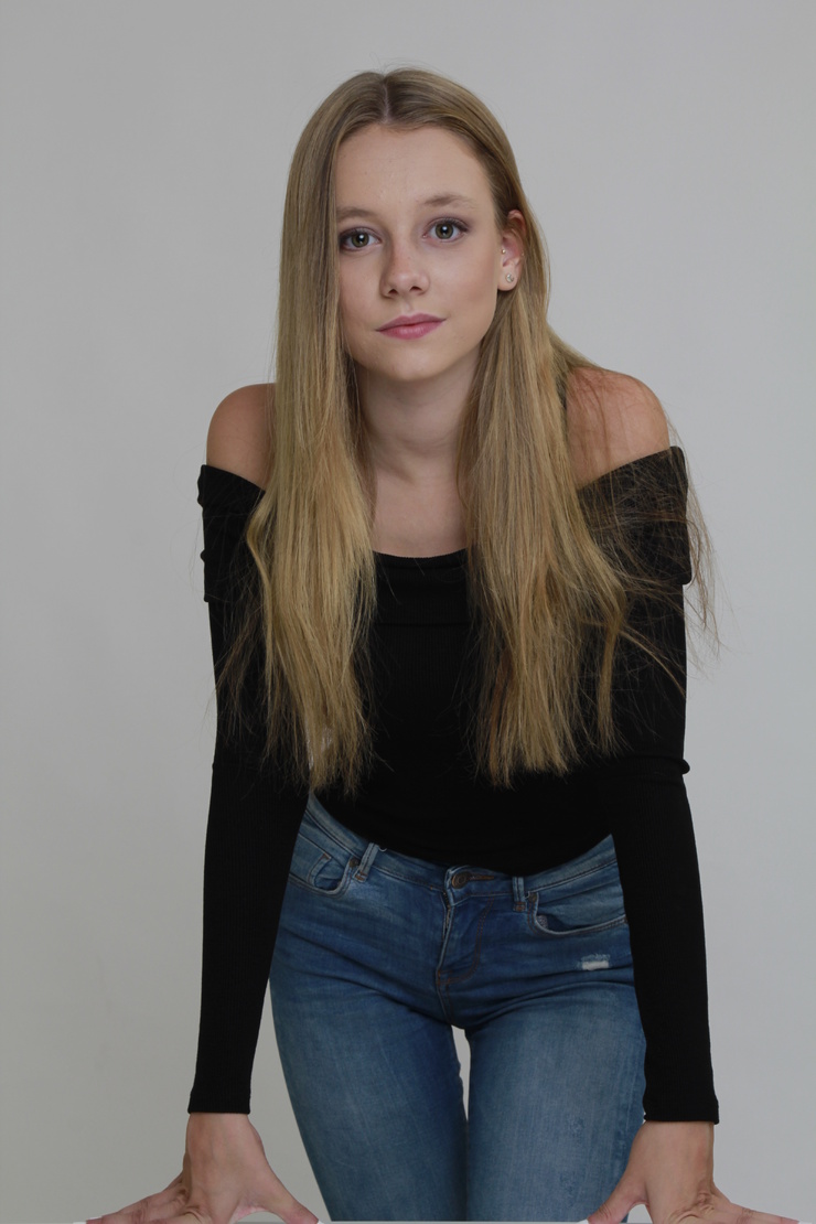 Ester Expósito Ester Expósito