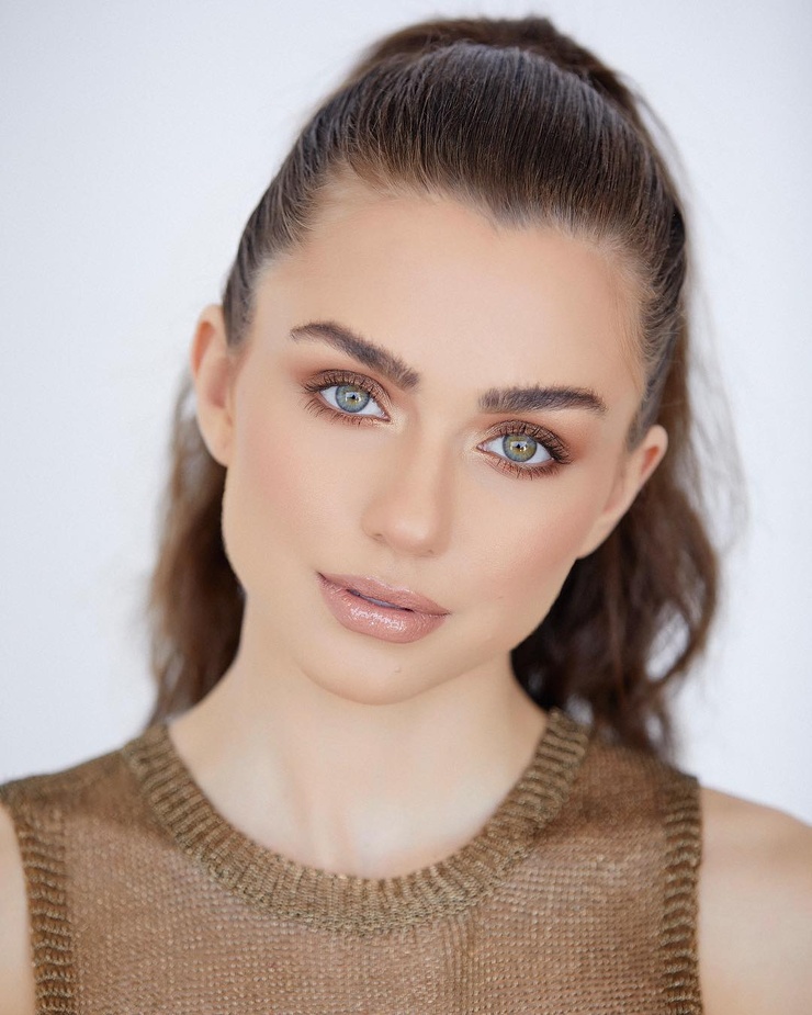 Victoria Konefal Victoria Konefal