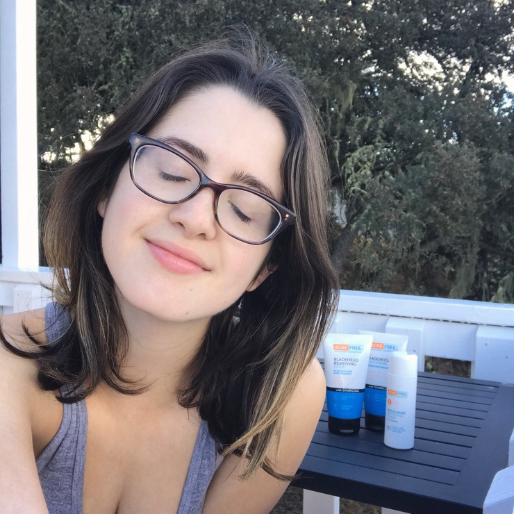 Laura Marano