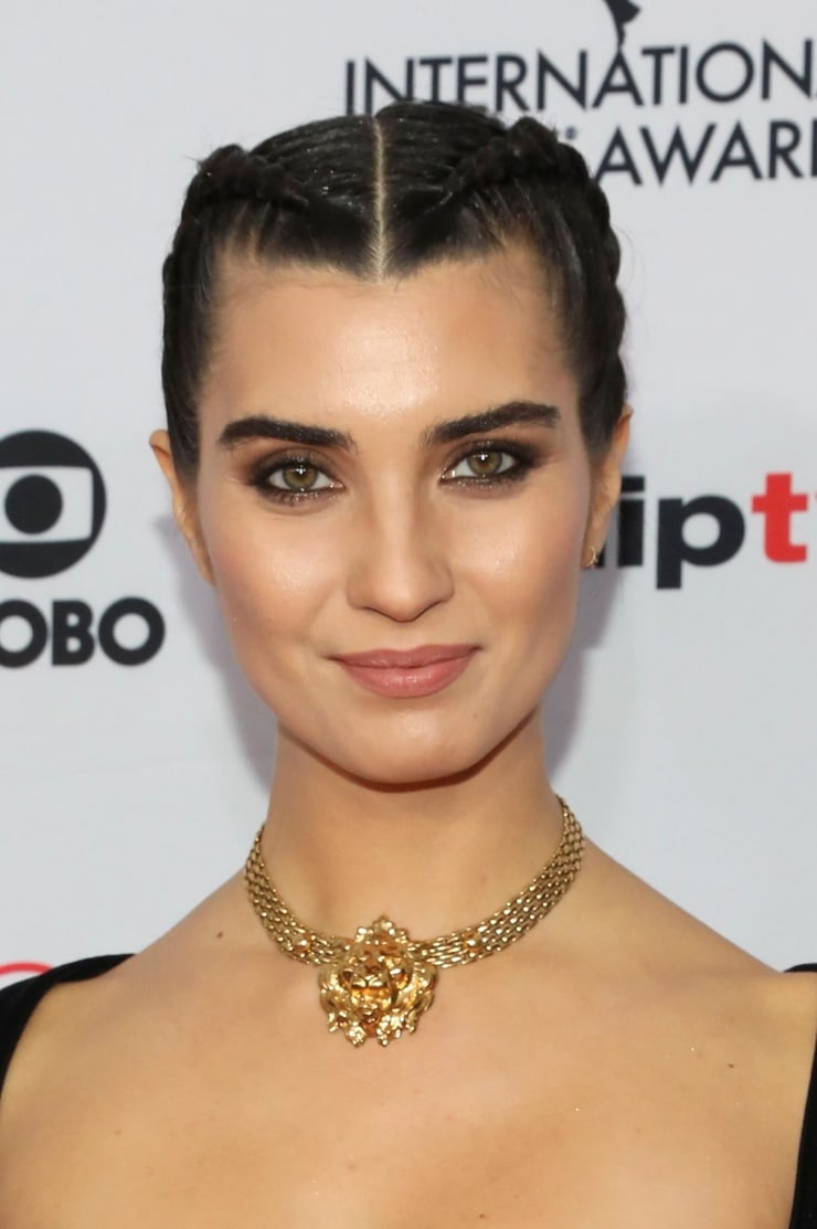 Tuba Büyüküstün Tuba Büyüküstün