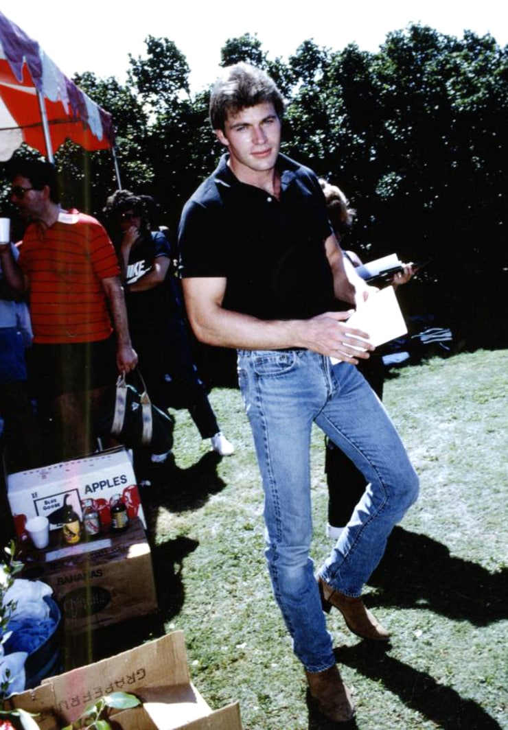 Jon-Erik Hexum