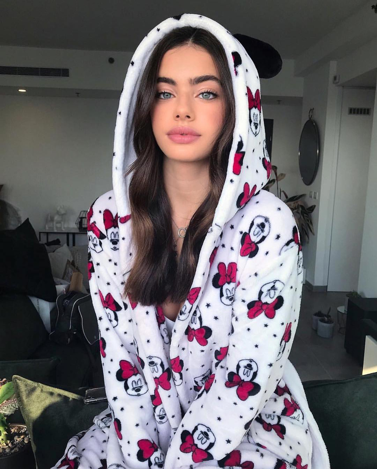 Yael Shelbia Yael Shelbia