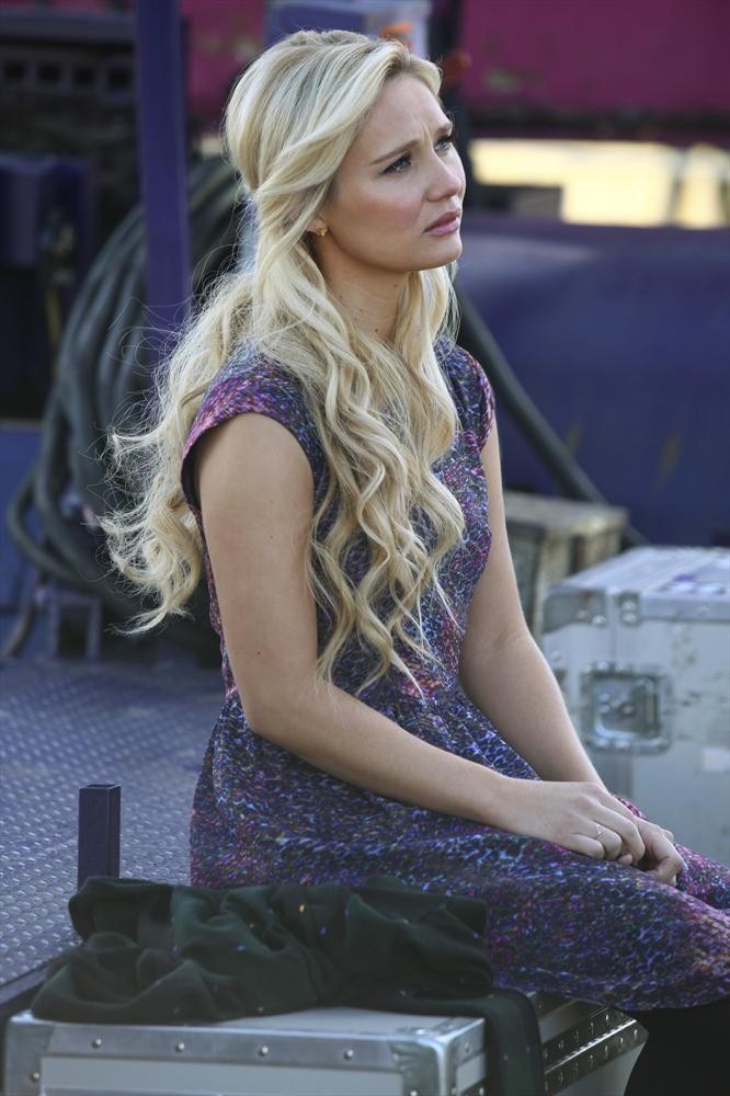 Clare Bowen Clare Bowen