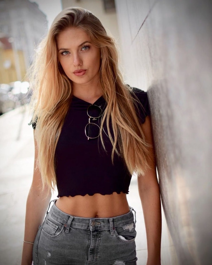 Alica Schmidt Alica Schmidt