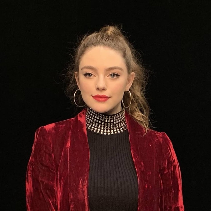 Danielle Rose Russell