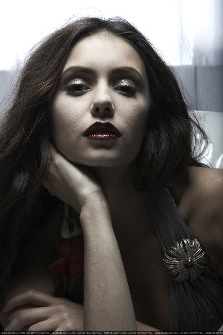 Nina Dobrev