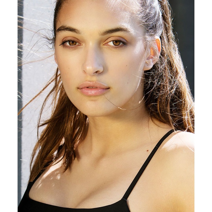 Loren Izabel Loren Izabel