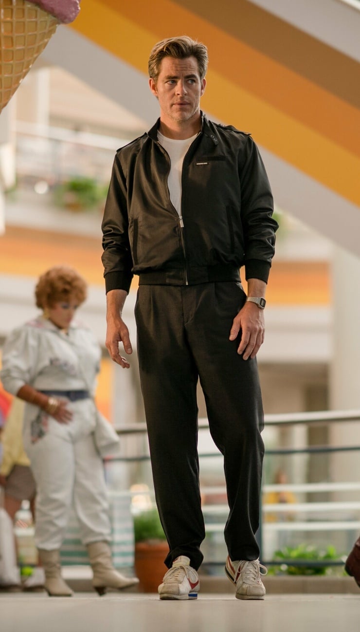 Steve Trevor (Chris Pine)