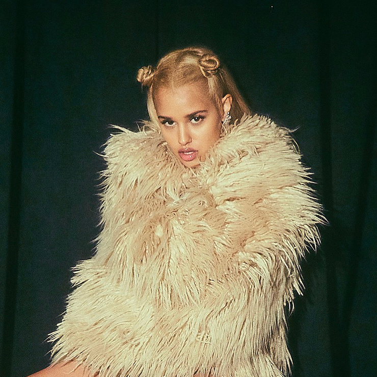 Tommy Genesis
