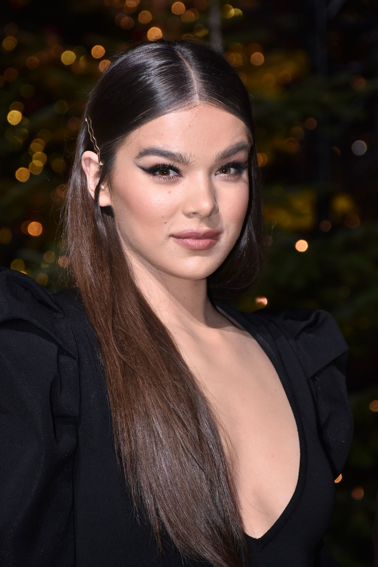 Hailee Steinfeld